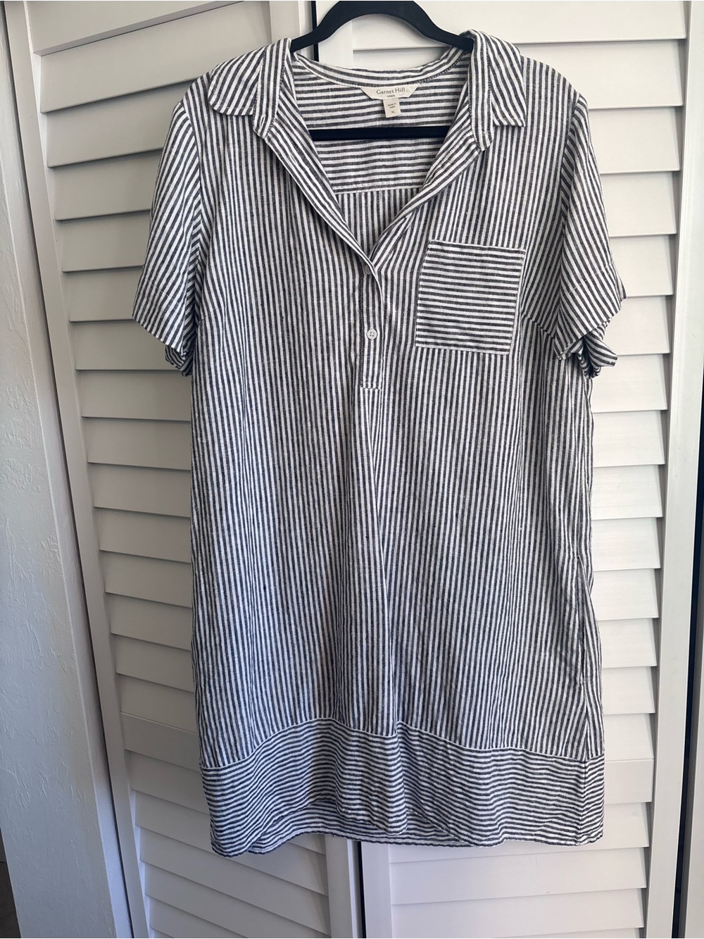 Garnet Hill 100 % Linen Navy & Blue Striped Shirt Dress